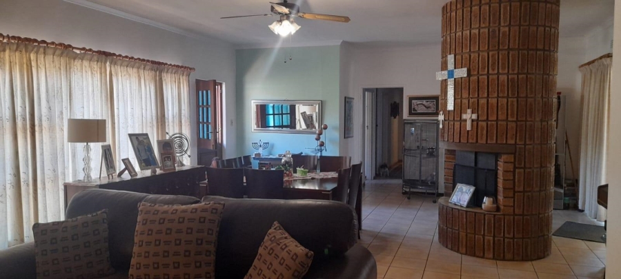 3 Bedroom Property for Sale in Moorreesburg Western Cape